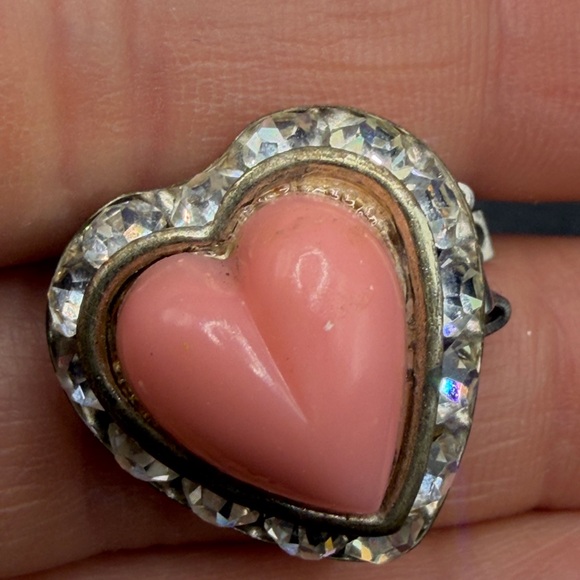 Vintage Pink Heart Shaped Bejeweled Crystal Rhinestone Pearlescent Scarf Clip - Picture 6 of 13